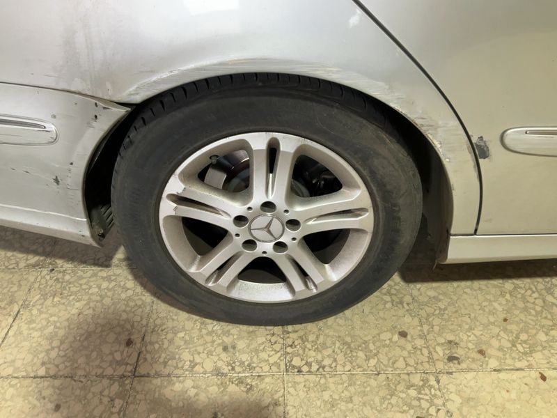 Mercedes-Benz E-Klasse E 220 CDI Avantgarde 2006 – снимка 19