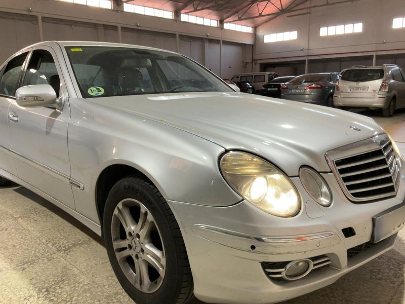 Mercedes-Benz E-Klasse E 220 CDI Avantgarde 2006 – снимка 8