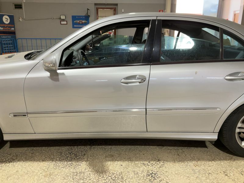 Mercedes-Benz E-Klasse E 220 CDI Avantgarde 2006 – снимка 4