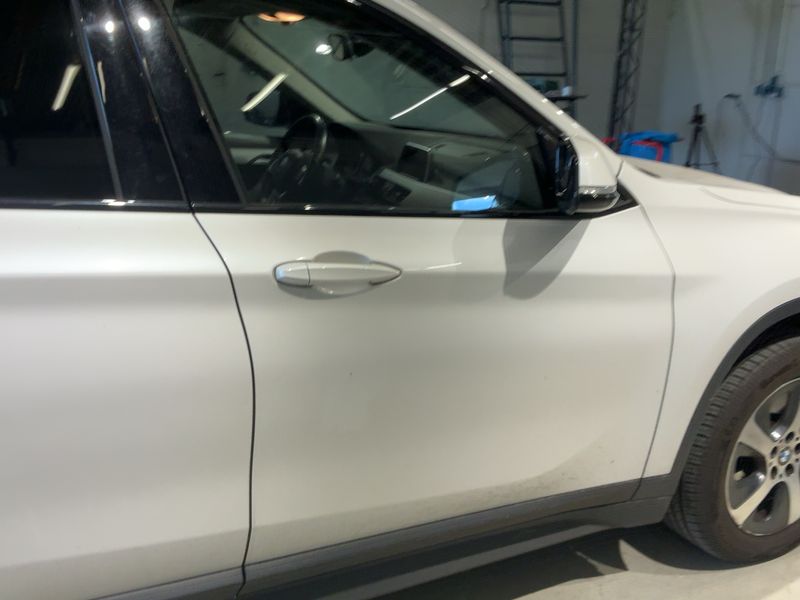 BMW X1 sDrive 20i Advantage 2017 – снимка 10