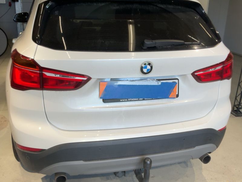 BMW X1 sDrive 20i Advantage 2017 – снимка 7