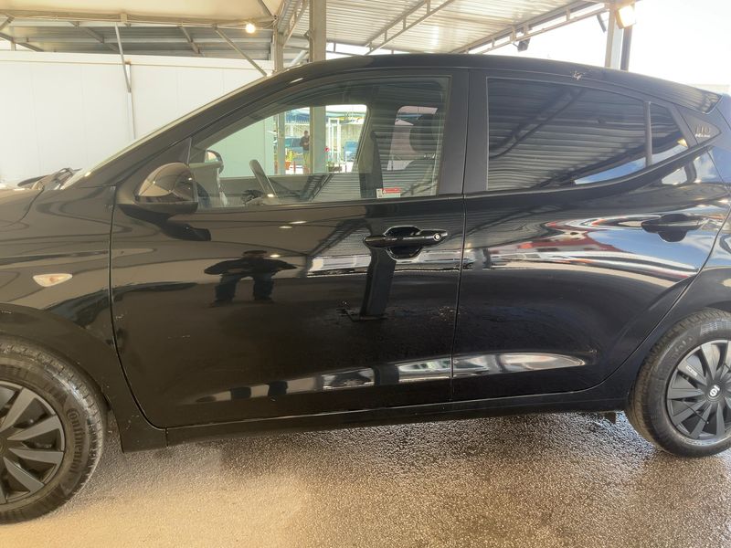 Hyundai i10 1.0 Tech 2022 – снимка 4