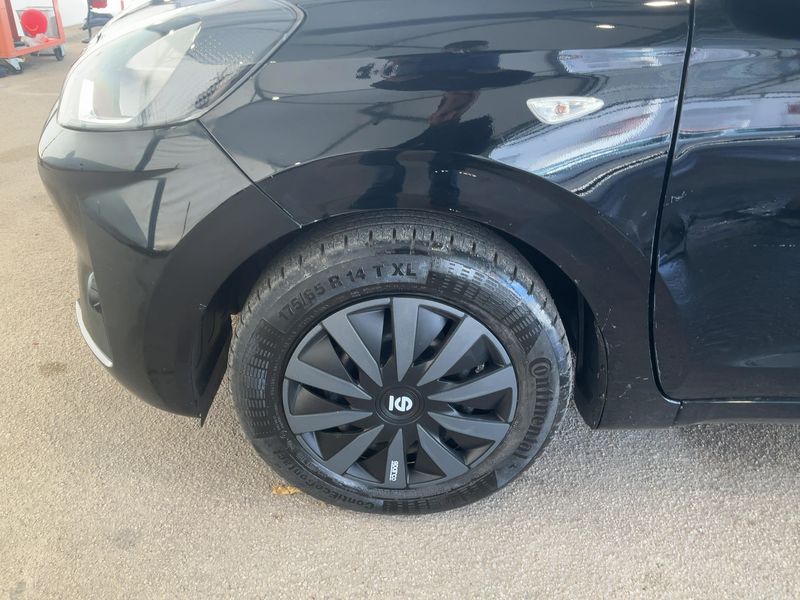 Hyundai i10 1.0 Tech 2022 – снимка 3