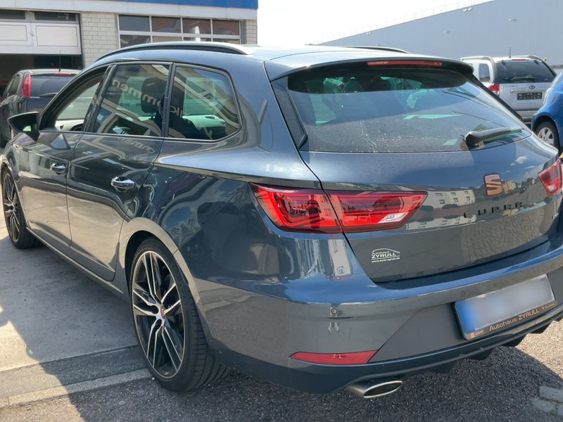 Seat Leon 2.0 TSI Cupra 300 4Drive 2019 – снимка 6