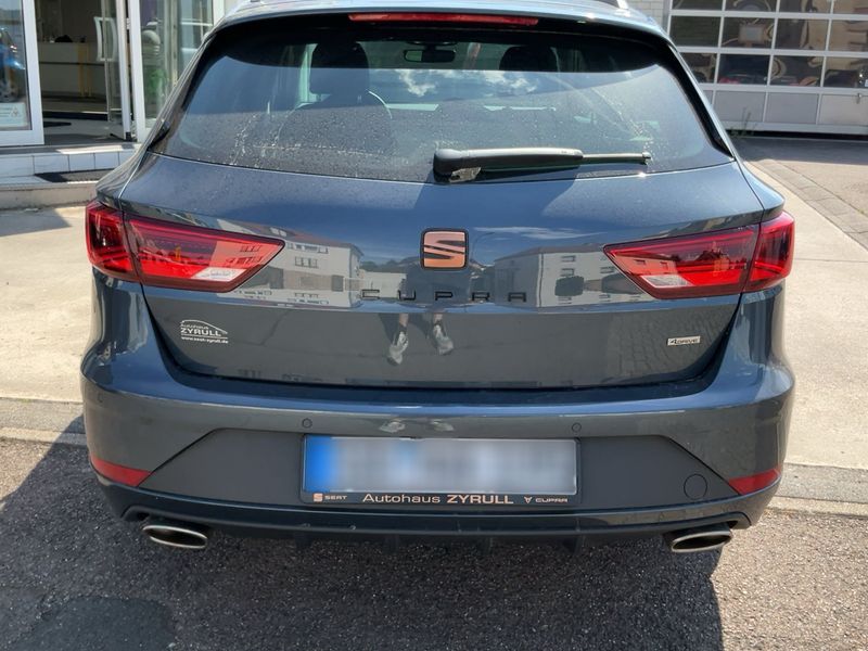 Seat Leon 2.0 TSI Cupra 300 4Drive 2019 – снимка 7