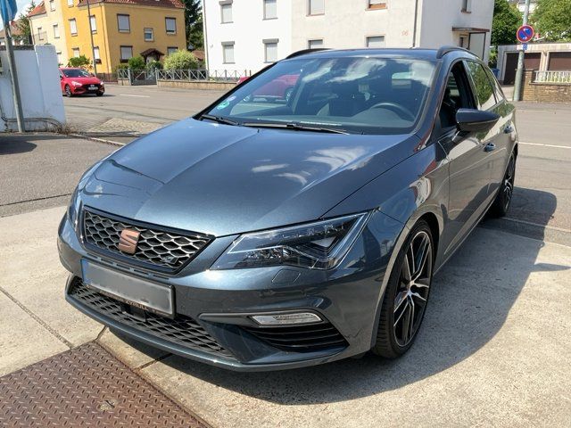 Seat Leon 2.0 TSI Cupra 300 4Drive 2019 – снимка 1