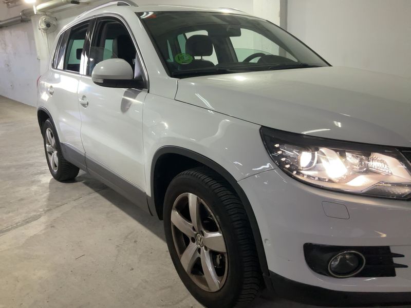 Volkswagen Tiguan 2.0 TSI 4Motion Sport 2015 – снимка 12