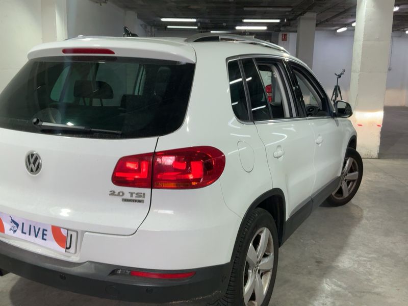 Volkswagen Tiguan 2.0 TSI 4Motion Sport 2015 – снимка 8