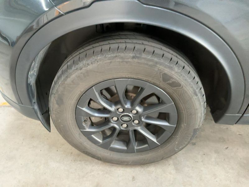 Land Rover Discovery Sport 2.0 Td4 Mild-Hybrid AWD 2020 – снимка 3