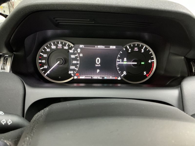 Land Rover Discovery Sport 2.0 Td4 Mild-Hybrid AWD 2020 – снимка 19