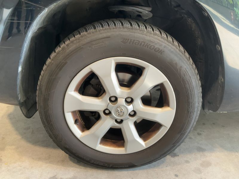 Toyota RAV 4 2.2 D-4D Crossover Exclusive 2011 – снимка 3