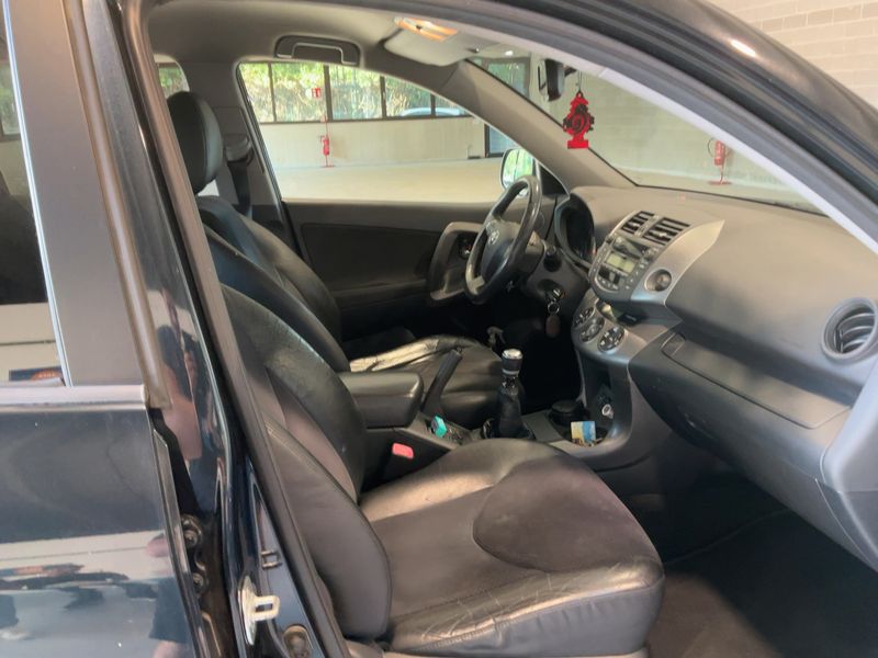 Toyota RAV 4 2.2 D-4D Crossover Exclusive 2011 – снимка 16