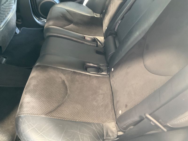Toyota RAV 4 2.2 D-4D Crossover Exclusive 2011 – снимка 26