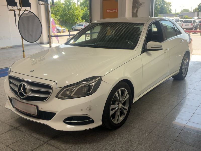 Mercedes-Benz E-Klasse E 220 CDI BlueEfficiency Avantgarde 2014