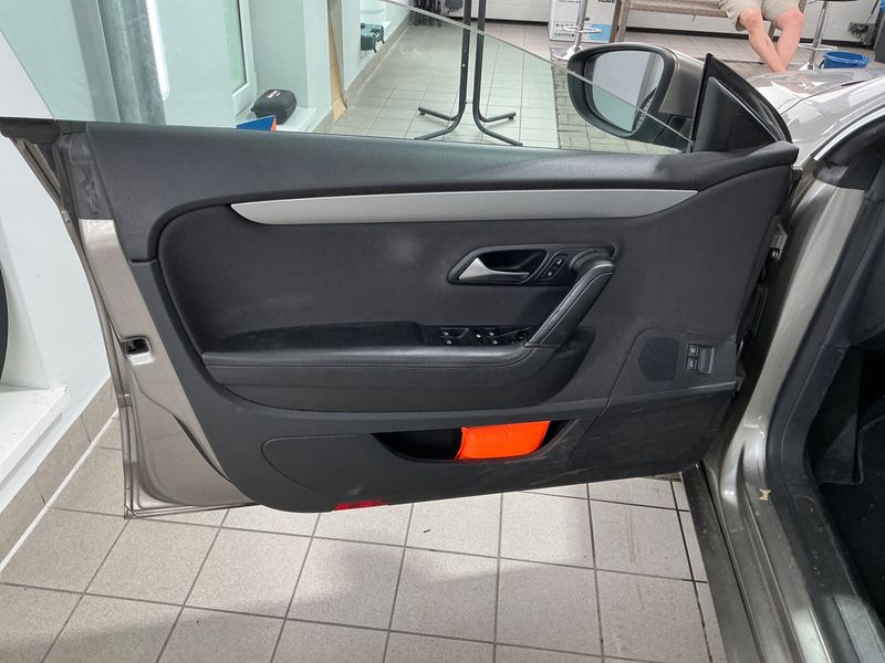 Volkswagen Passat CC 2.0 TDI BlueMotion Tech 2011 – снимка 26