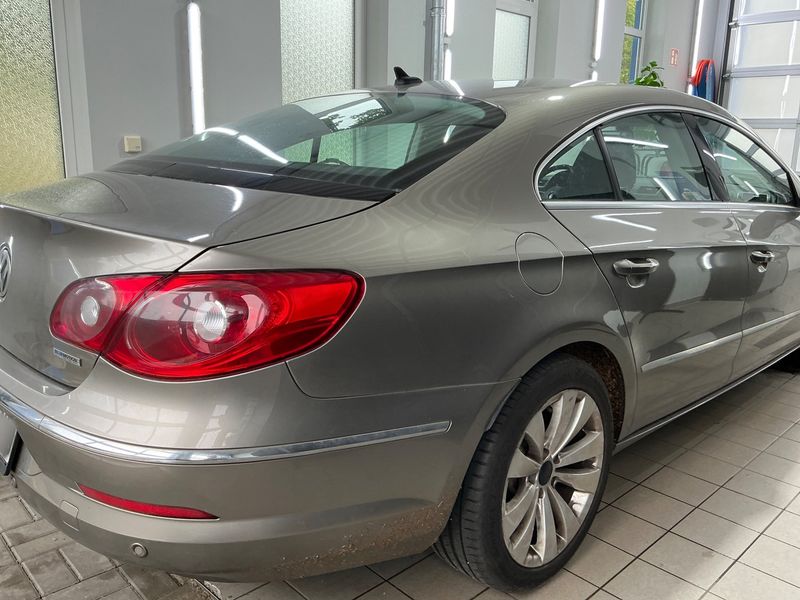 Volkswagen Passat CC 2.0 TDI BlueMotion Tech 2011 – снимка 8