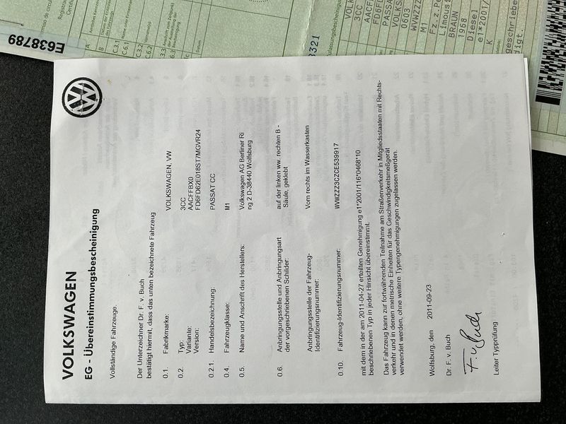 Volkswagen Passat CC 2.0 TDI BlueMotion Tech 2011 – снимка 22
