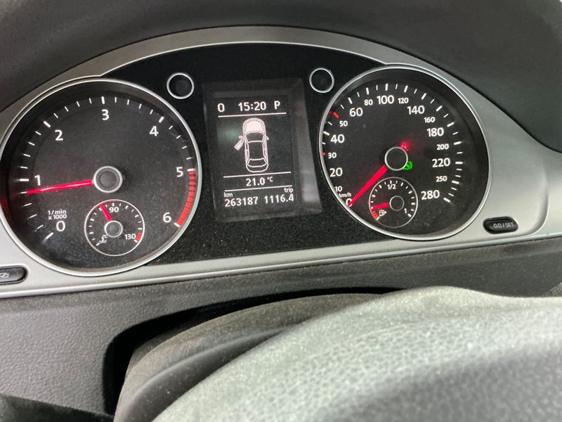 Volkswagen Passat CC 2.0 TDI BlueMotion Tech 2011 – снимка 19
