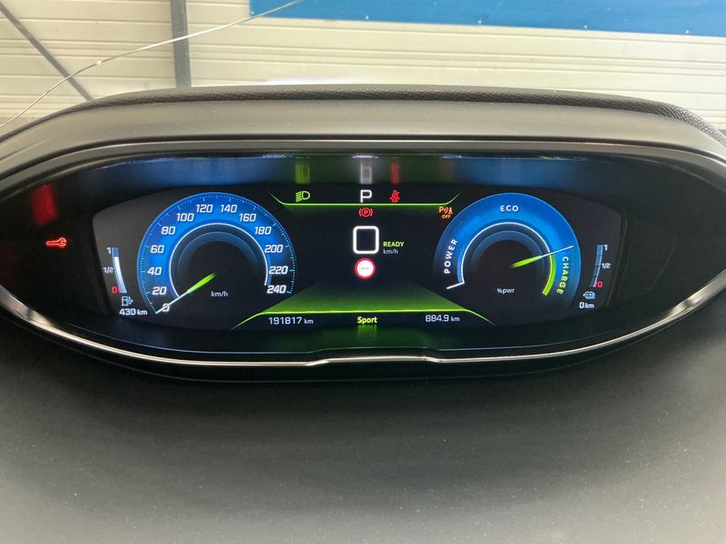Peugeot 3008 1.6 Hybrid 4 300 GT 2020 – снимка 18