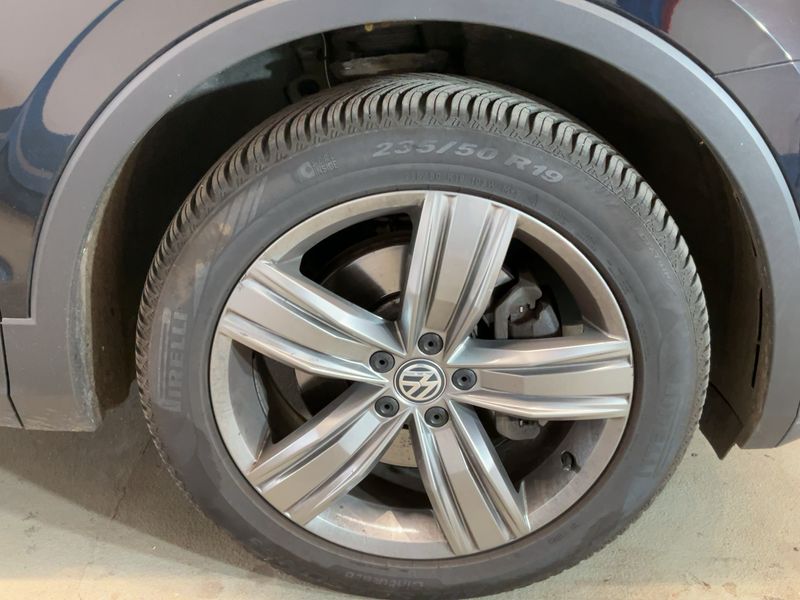 Volkswagen Tiguan 2.0 TDI Highline 4Motion BlueMotion Tech 2017 – снимка 11