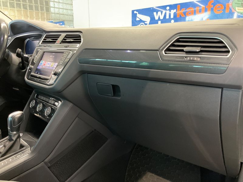 Volkswagen Tiguan 2.0 TDI Highline 4Motion BlueMotion Tech 2017 – снимка 26