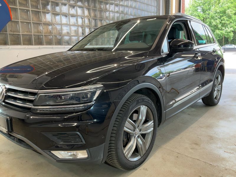 Volkswagen Tiguan 2.0 TDI Highline 4Motion BlueMotion Tech 2017 – снимка 2