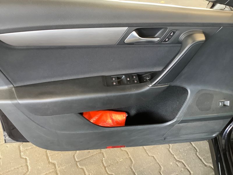 Volkswagen Passat 2.0 TDI Comfortline BlueMotion Tech 2013 – снимка на щета
