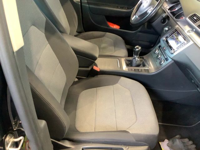 Volkswagen Passat 2.0 TDI Comfortline BlueMotion Tech 2013 – снимка 11