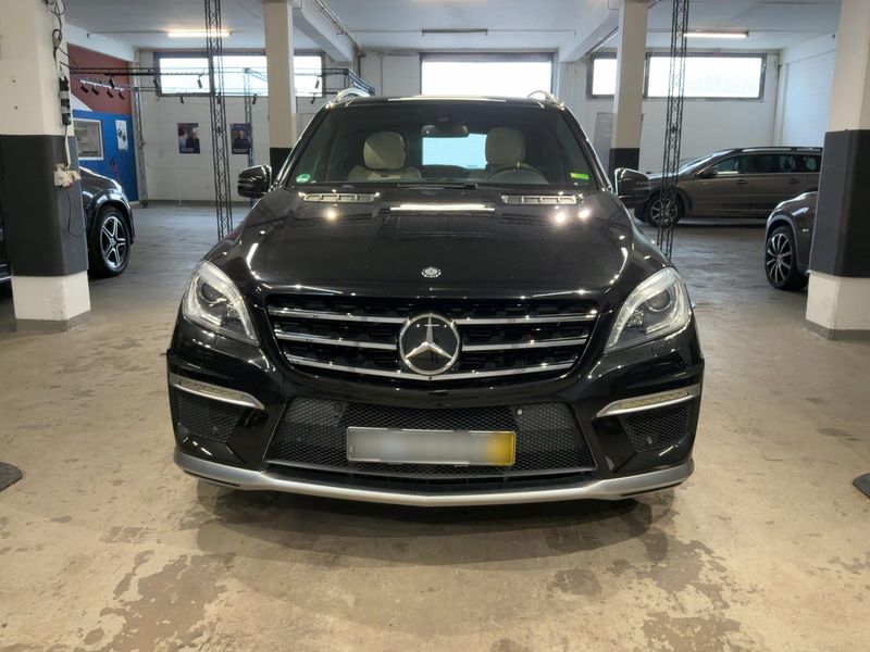 Mercedes-Benz M-Klasse ML 63 AMG 2015 – снимка 14