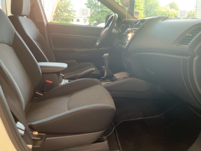 Mitsubishi ASX 1.6 Bi-Fuel Inform 2WD 2019 – снимка 16