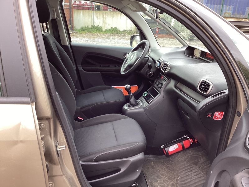 Citroen C3 Picasso 1.4 VTi Attraction 2012 – снимка 3