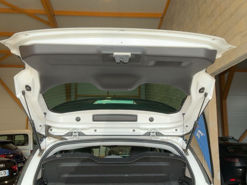 Citroen C3 Aircross 1.2 PureTech Shine 2020 – снимка 15