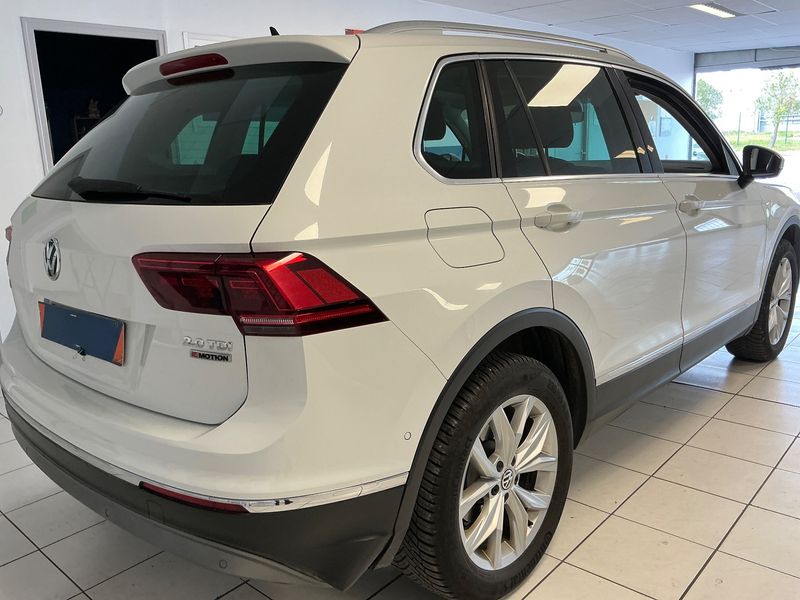Volkswagen Tiguan 2.0 TDI Carat Edition 4Motion BlueMotion Tech 2016 – снимка 8