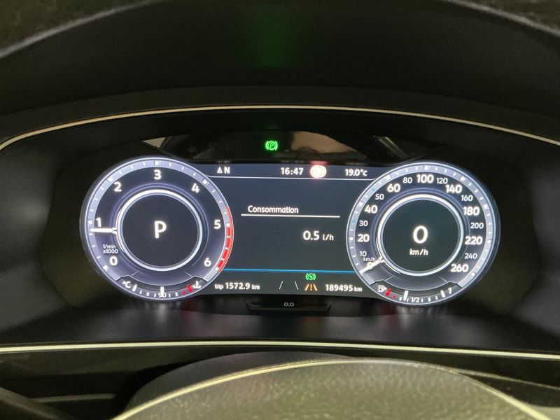Volkswagen Tiguan 2.0 TDI Carat Edition 4Motion BlueMotion Tech 2016 – снимка 18