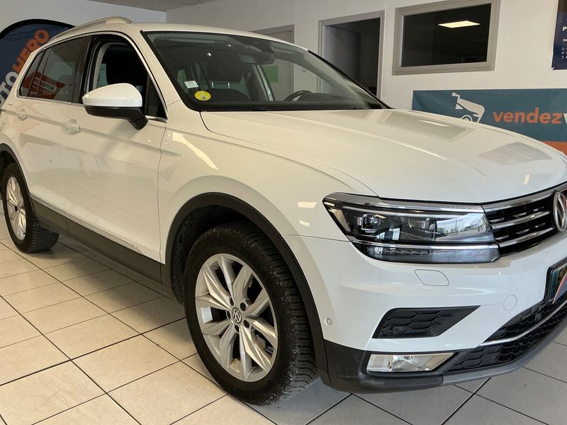 Volkswagen Tiguan 2.0 TDI Carat Edition 4Motion BlueMotion Tech 2016 – снимка 12