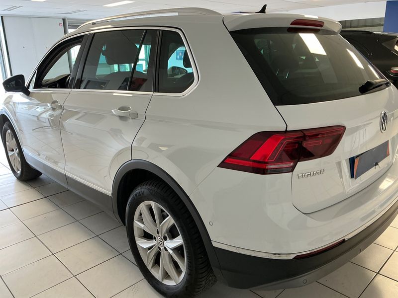 Volkswagen Tiguan 2.0 TDI Carat Edition 4Motion BlueMotion Tech 2016 – снимка 6