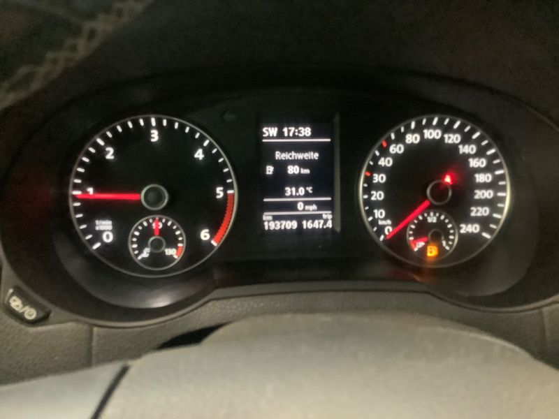 Volkswagen Sharan 2.0 TDI Match BlueMotion Tech 2012 – снимка 18