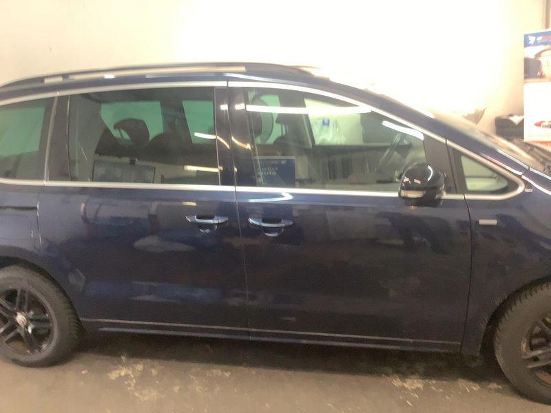 Volkswagen Sharan 2.0 TDI Match BlueMotion Tech 2012 – снимка 10