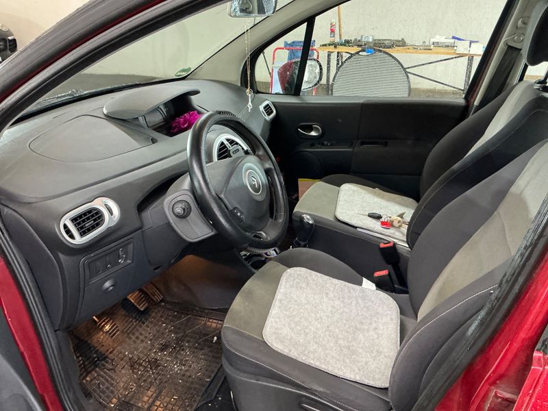 Renault Modus 1.2 Dynamique 2009 – снимка 3