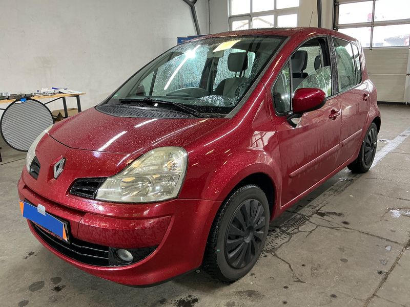 Renault Modus 1.2 Dynamique 2009 – снимка 1