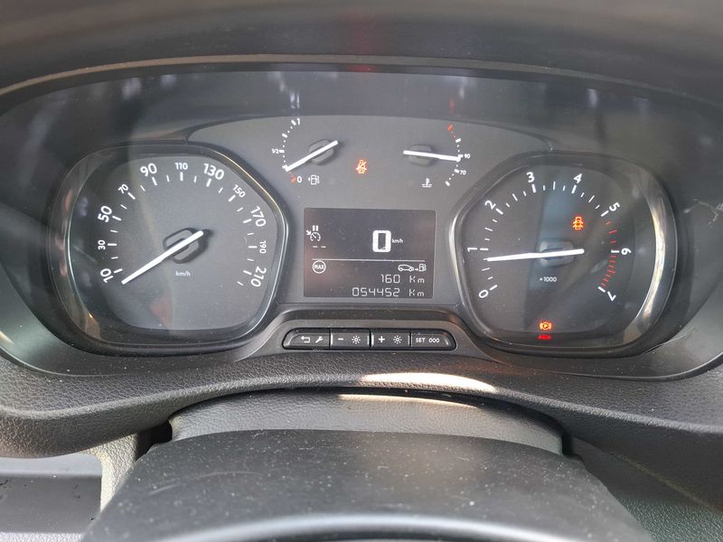 Peugeot Expert 2.0 Blue-HDi Asphalt L3 2022 – снимка 12