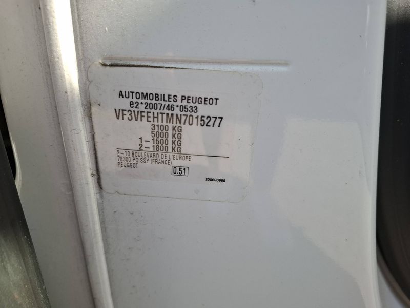 Peugeot Expert 2.0 Blue-HDi Asphalt L3 2022 – снимка 18