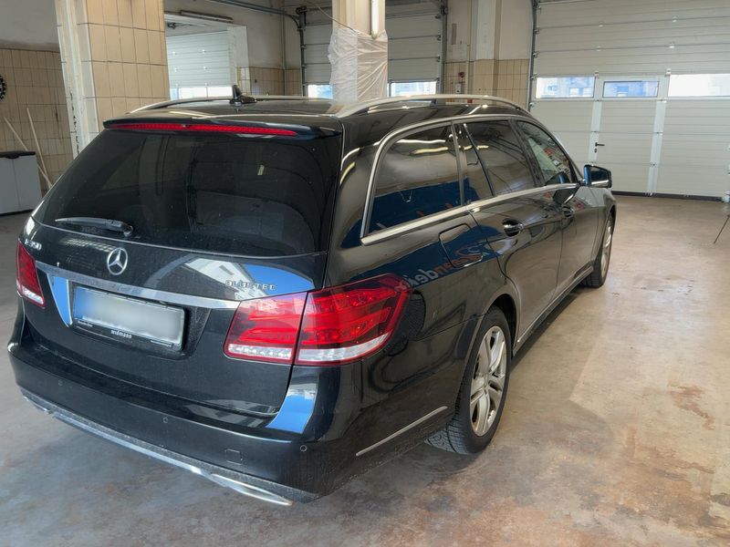Mercedes-Benz E-Klasse E 350 CDI T 4Matic BlueTEC Avantgarde 2016 – снимка 8