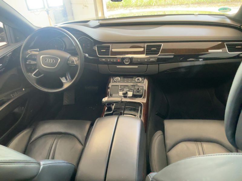 Audi A8 3.0 V6 TDI L quattro 2017 – снимка 17