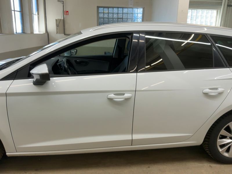 Seat Leon 1.6 TDI Business 2019 – снимка 4