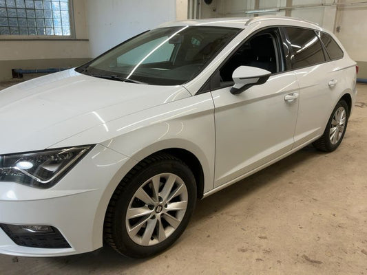 Seat Leon 1.6 TDI Business 2019 – снимка 2