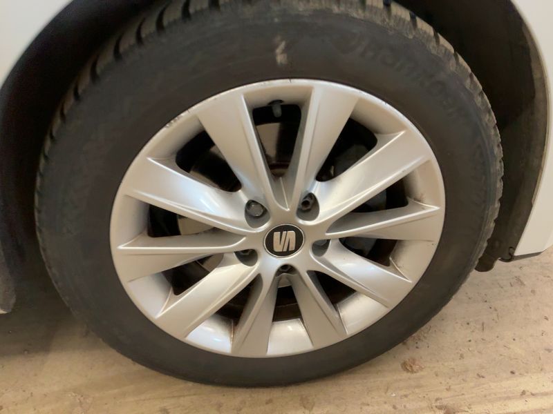 Seat Leon 1.6 TDI Business 2019 – снимка 11