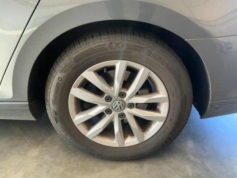 Volkswagen Passat 2.0 TDI Comfortline BlueMotion Tech 2017 – снимка 5