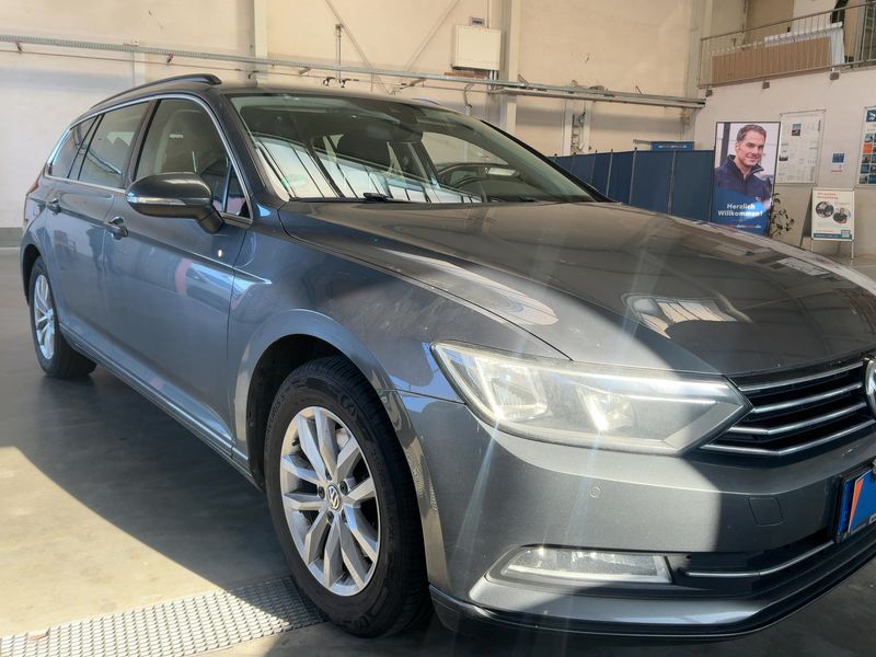 Volkswagen Passat 2.0 TDI Comfortline BlueMotion Tech 2017 – снимка 12