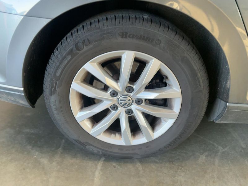 Volkswagen Passat 2.0 TDI Comfortline BlueMotion Tech 2017 – снимка 9